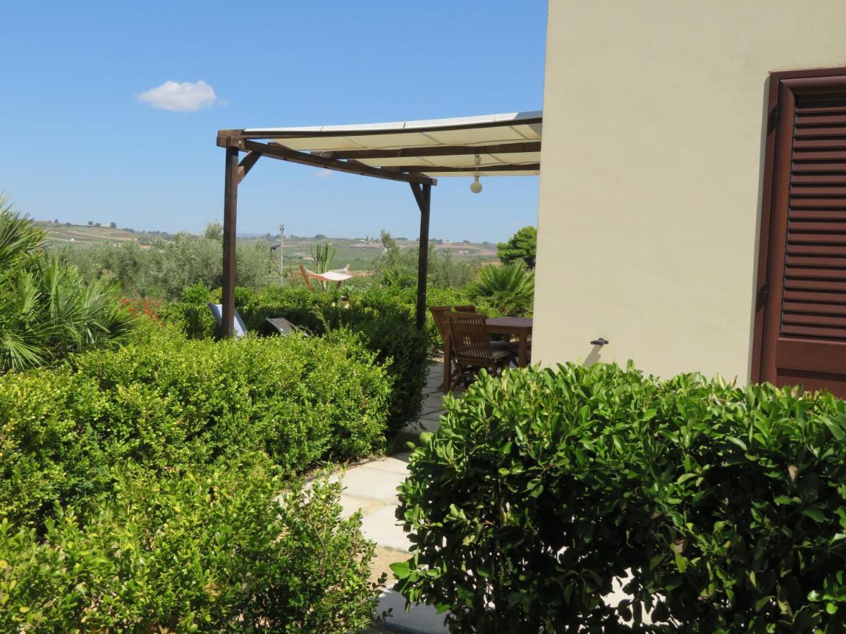 Case Barrera Porto Palo Exterior foto