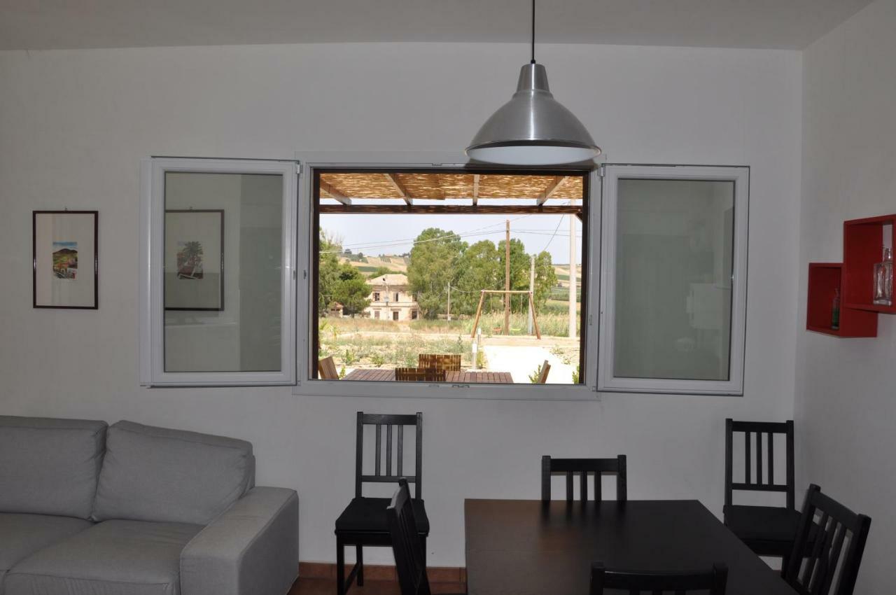 Case Barrera Porto Palo Exterior foto